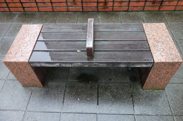 Divided bench